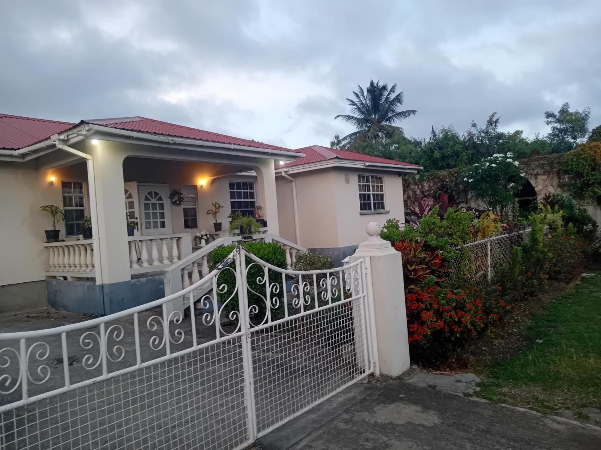 Chandler Homestay Saint Philip Exterior foto